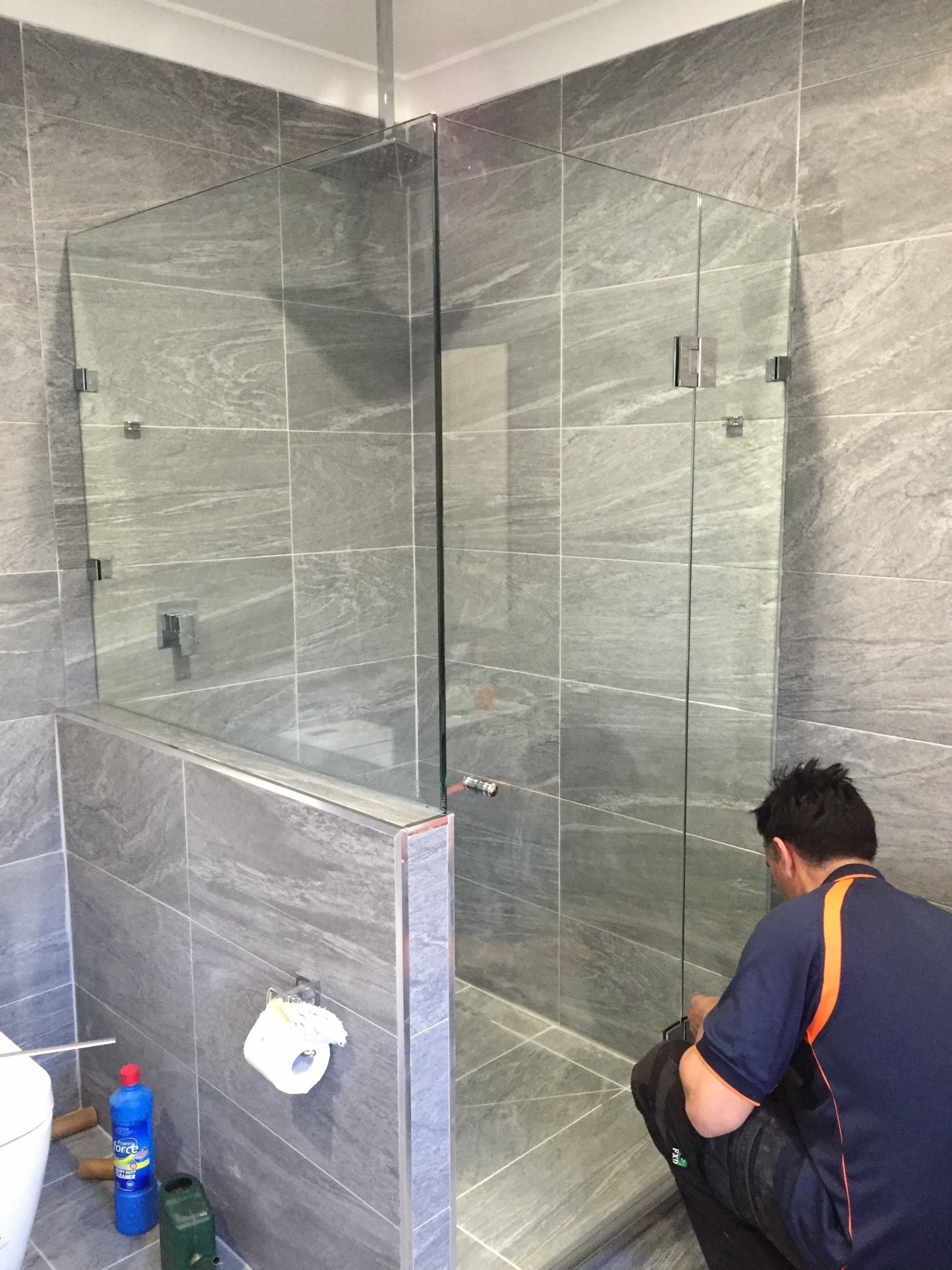 Custom Front and Half Return On Hob Frameless Showerscreen - Concord