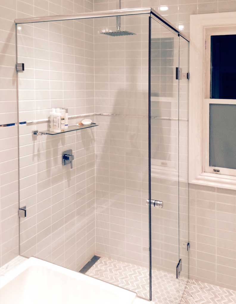 Custom Frameless Front and Half Return on Bath Showerscreen - Paddington